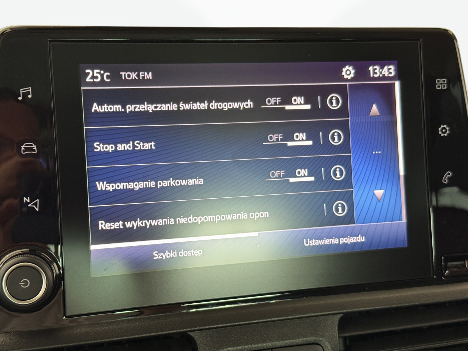 Toyota Proace City Verso - zdjęcie 30