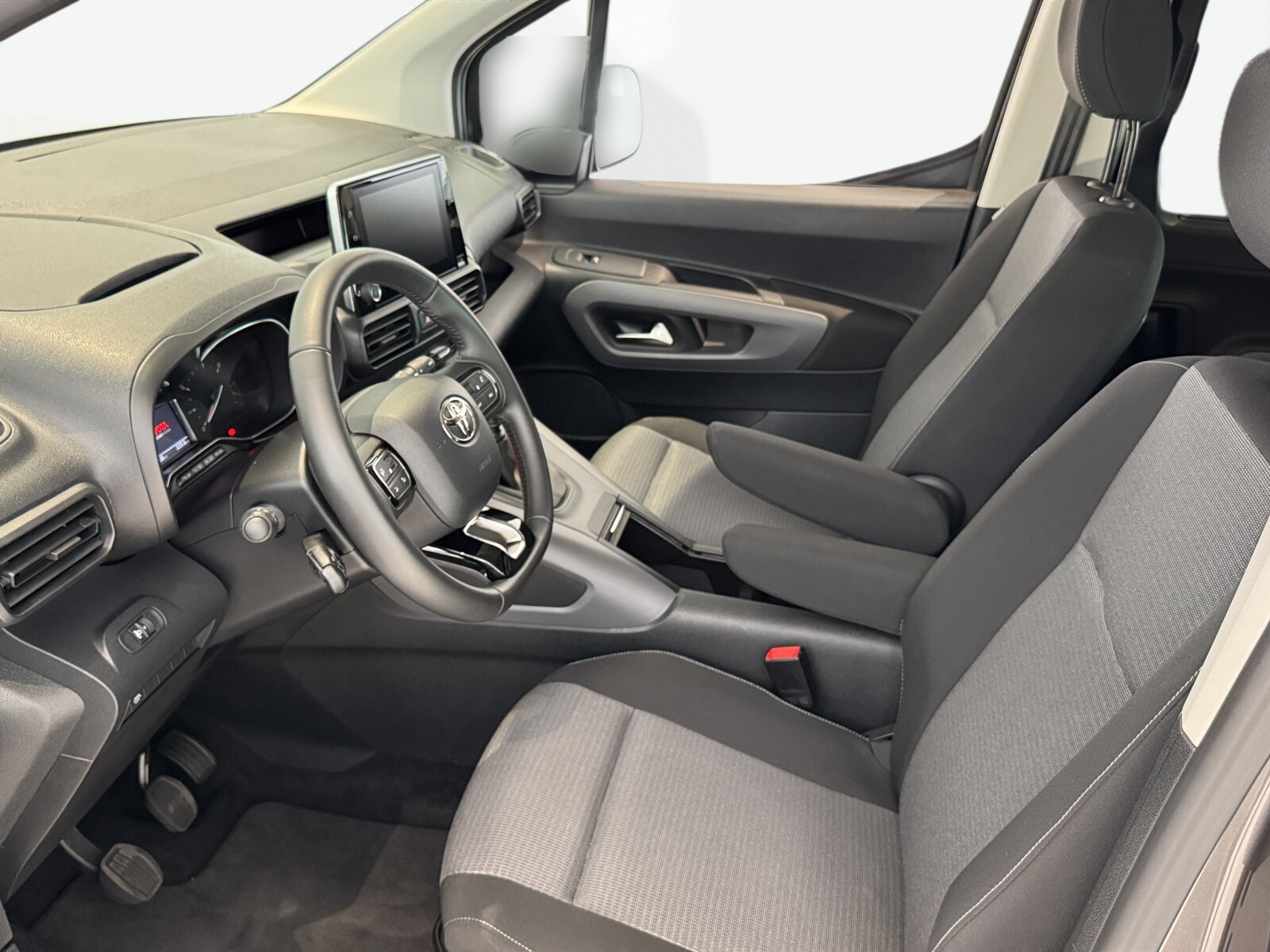 Toyota Proace City Verso - zdjęcie 10