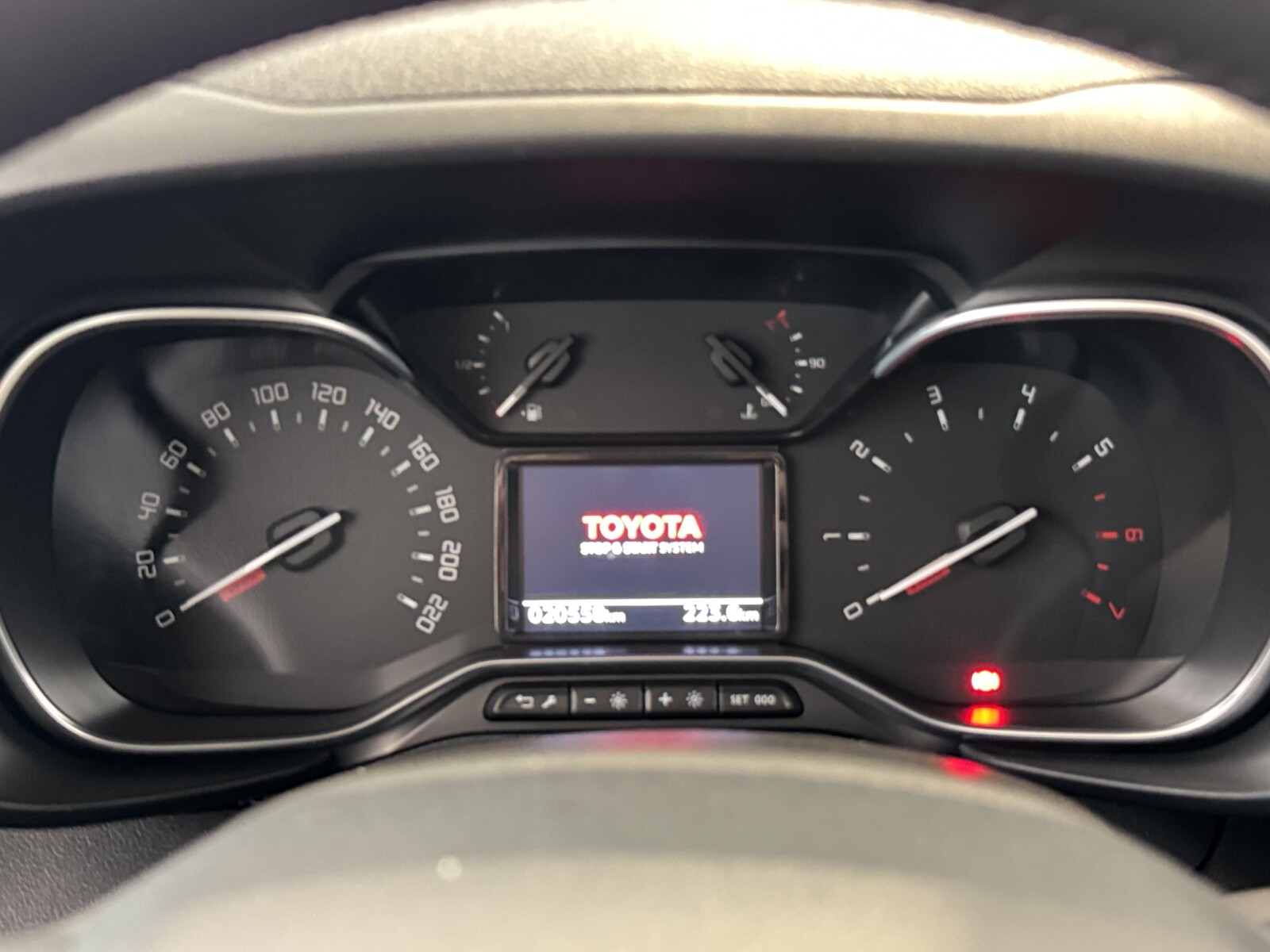 Toyota Proace City Verso - zdjęcie 24