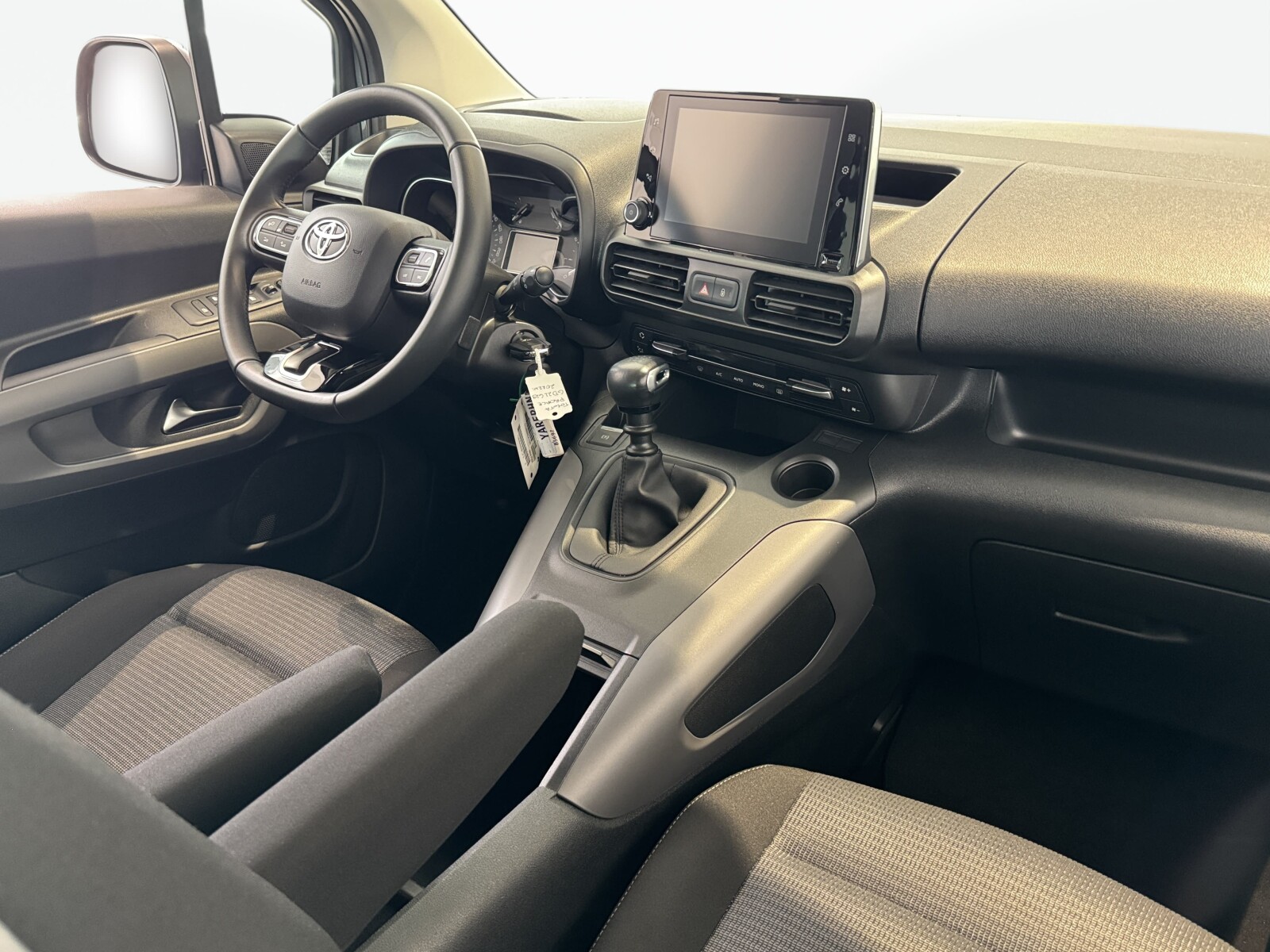 Toyota Proace City Verso - zdjęcie 18