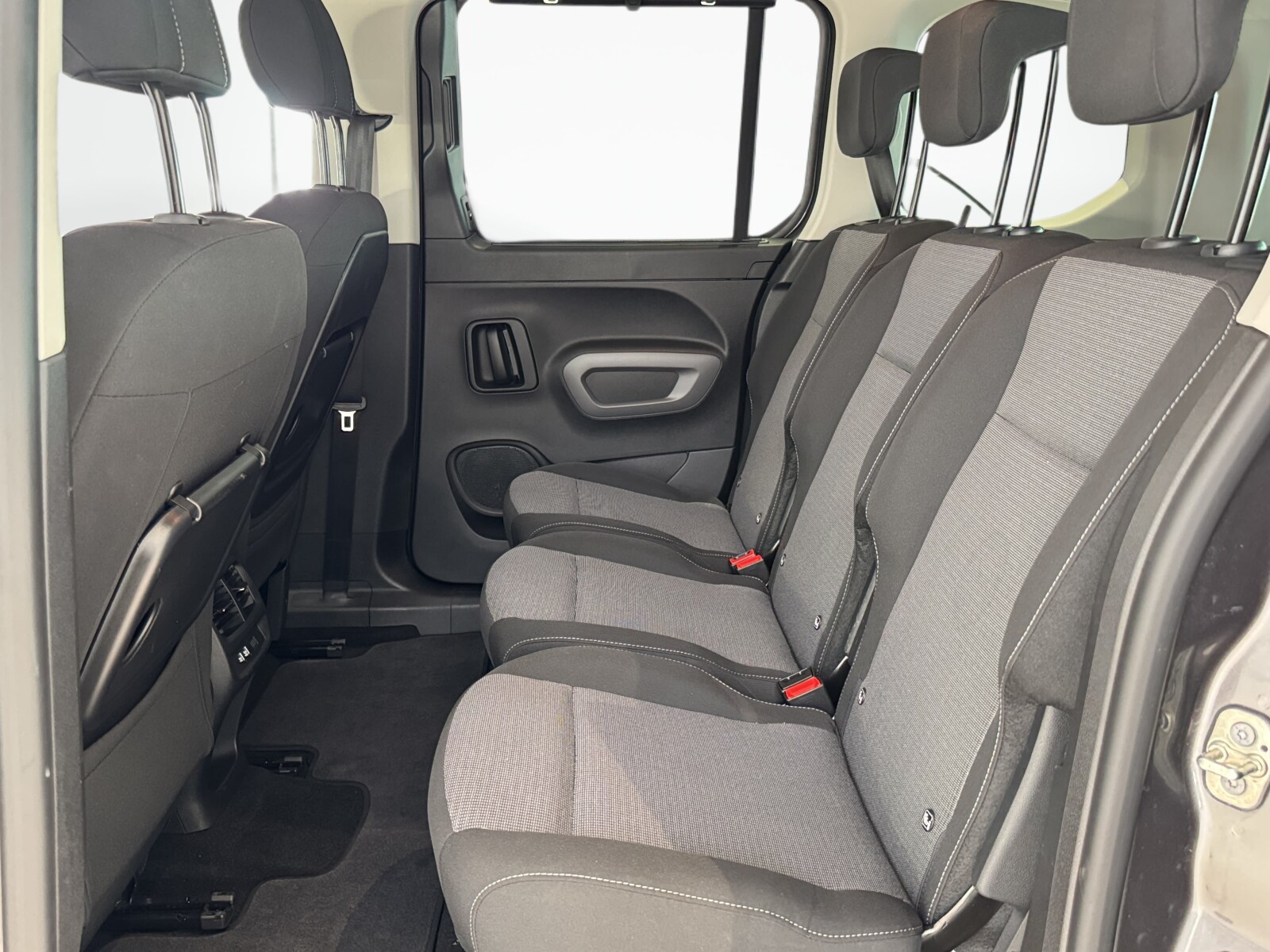 Toyota Proace City Verso - zdjęcie 13