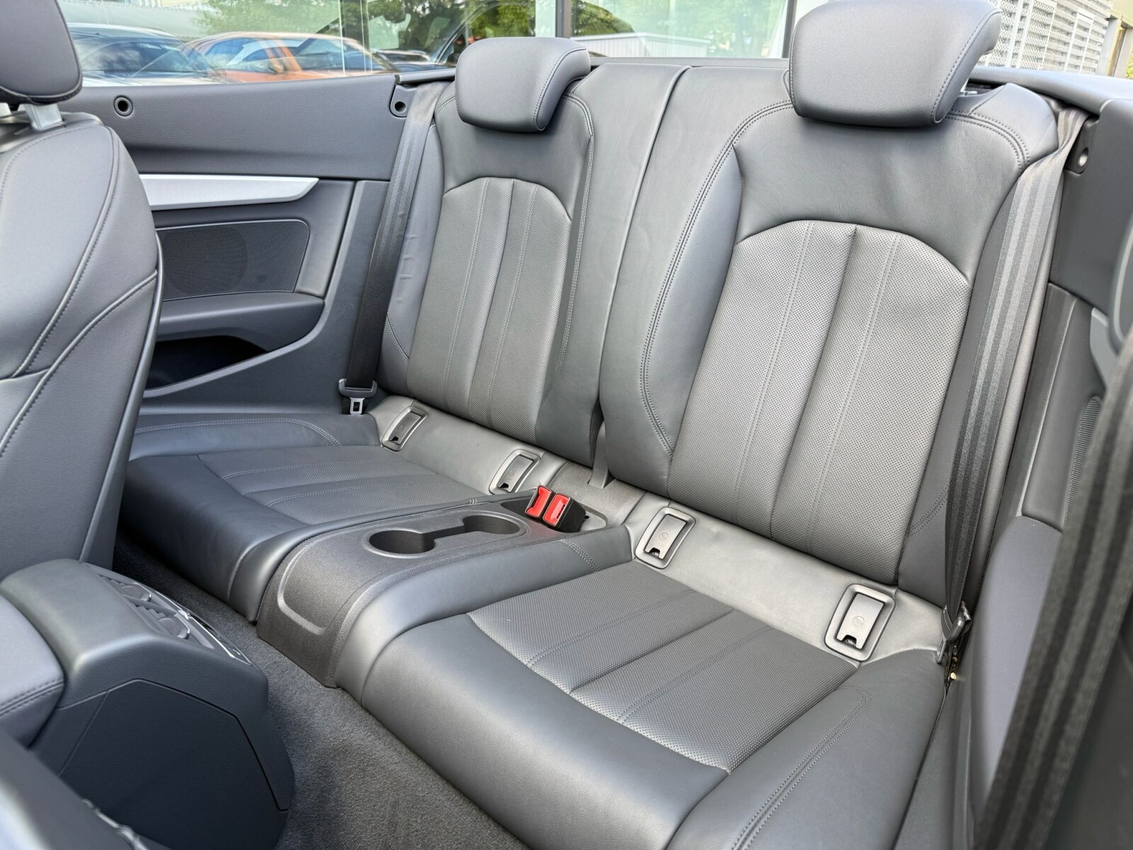 Audi A5 Cabrio - zdjęcie 24