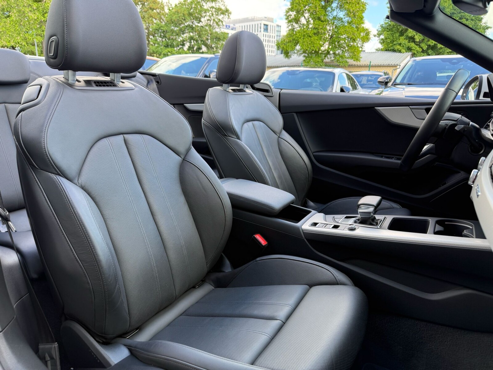 Audi A5 Cabrio - zdjęcie 18