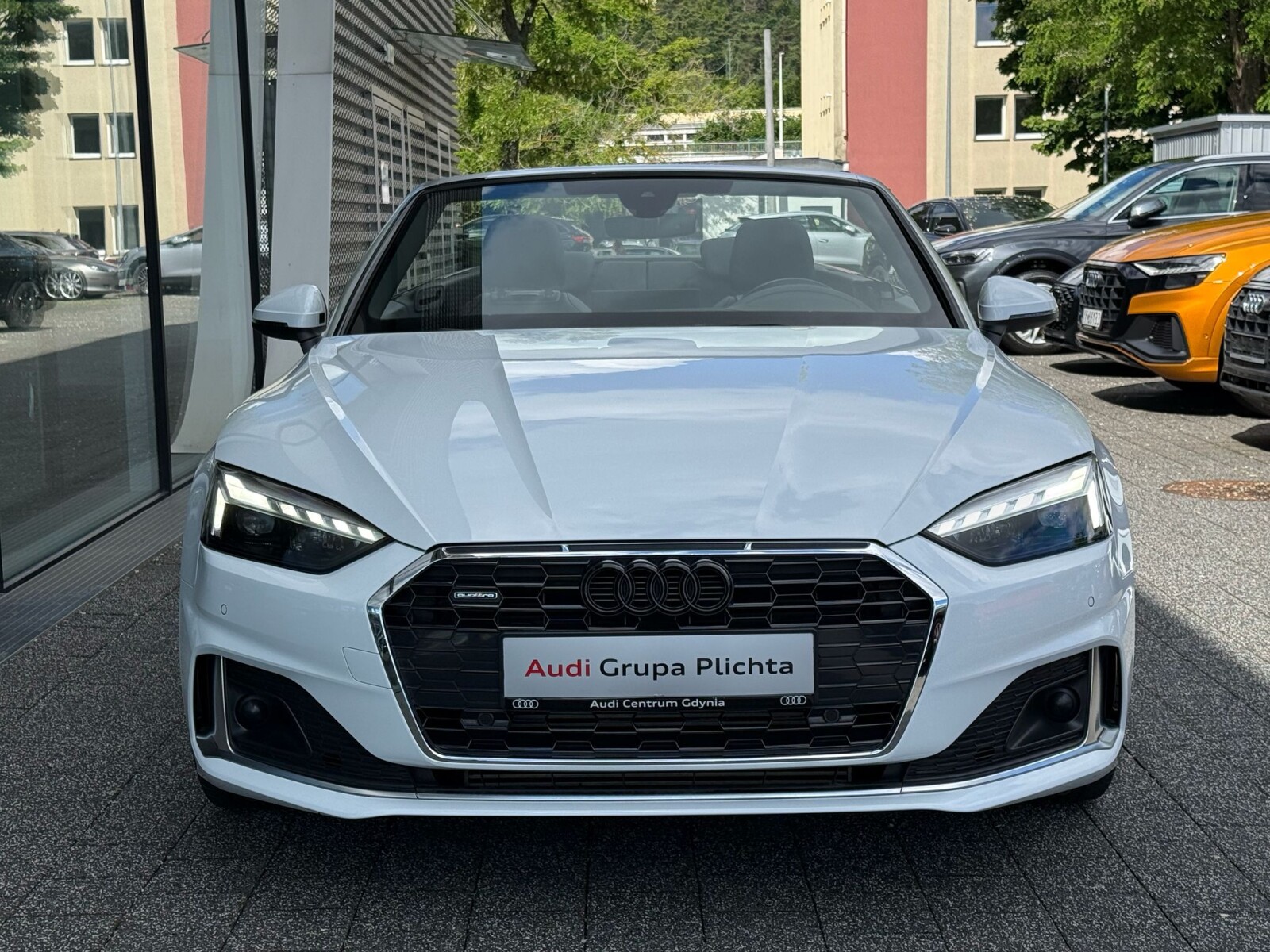 Audi A5 Cabrio - zdjęcie 13