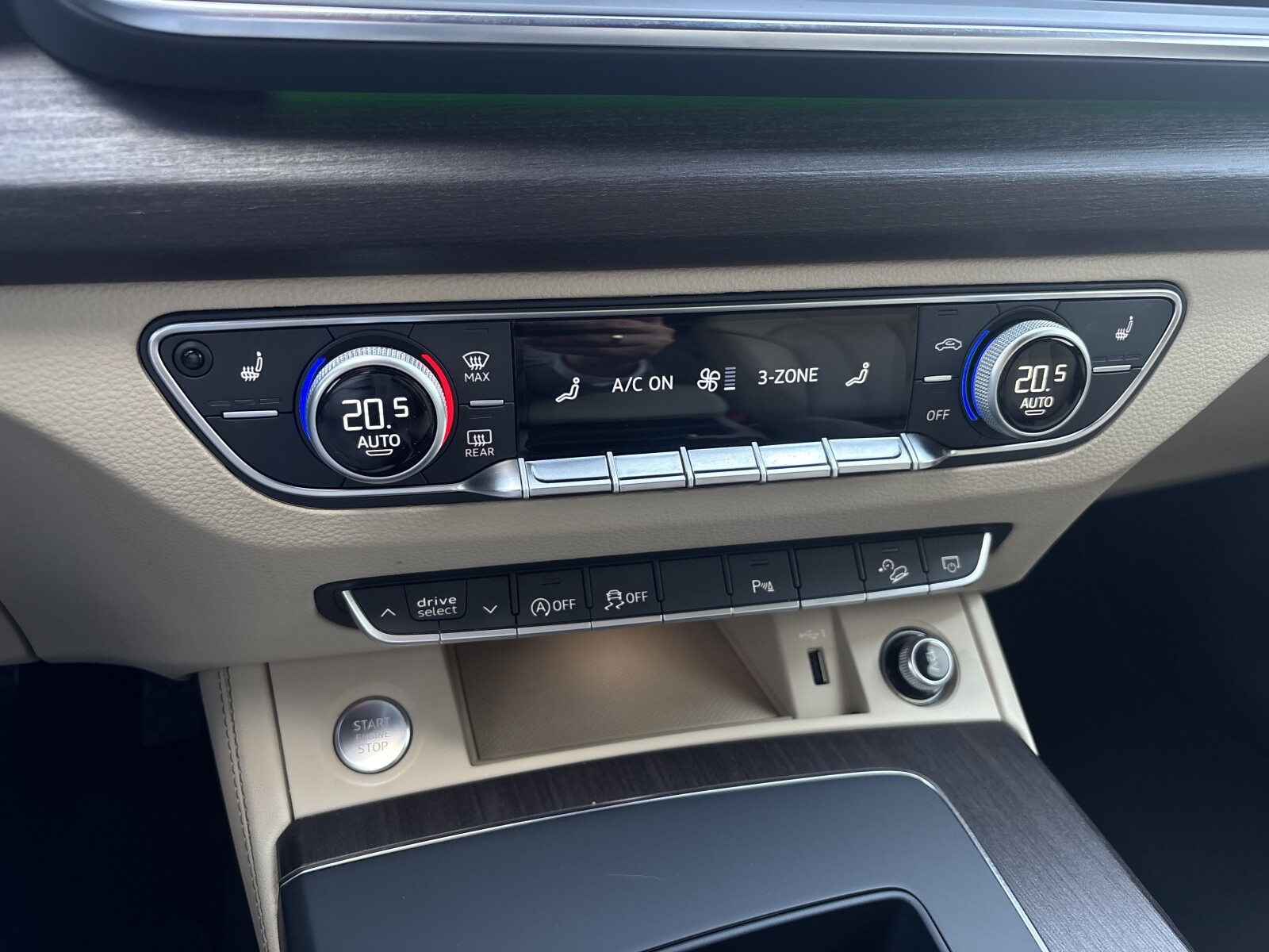 Audi Q5 - zdjęcie 14