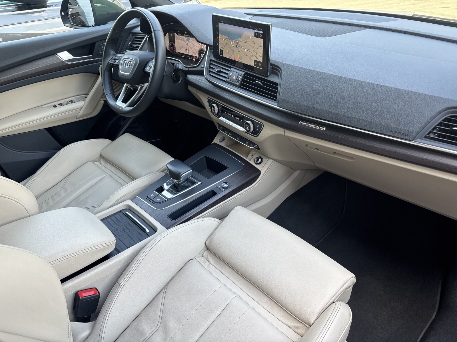 Audi Q5 - zdjęcie 30