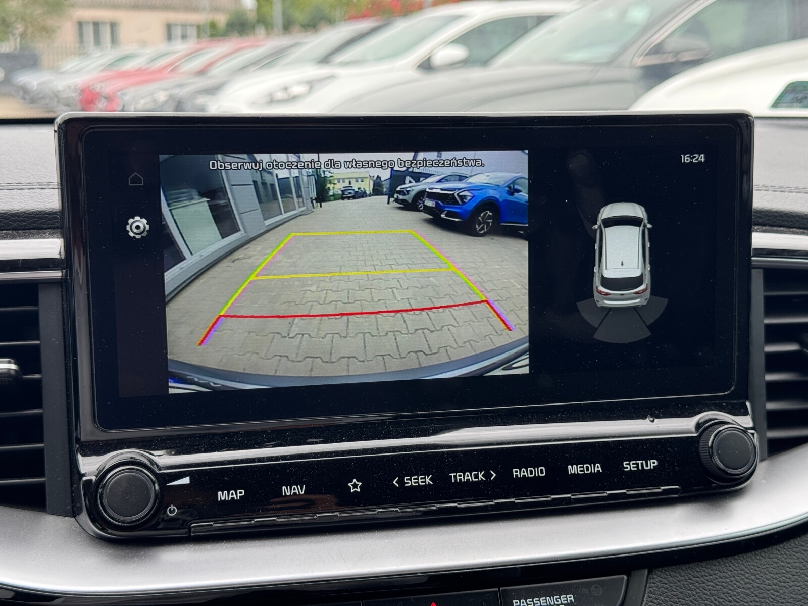 Kia Ceed - zdjęcie 25