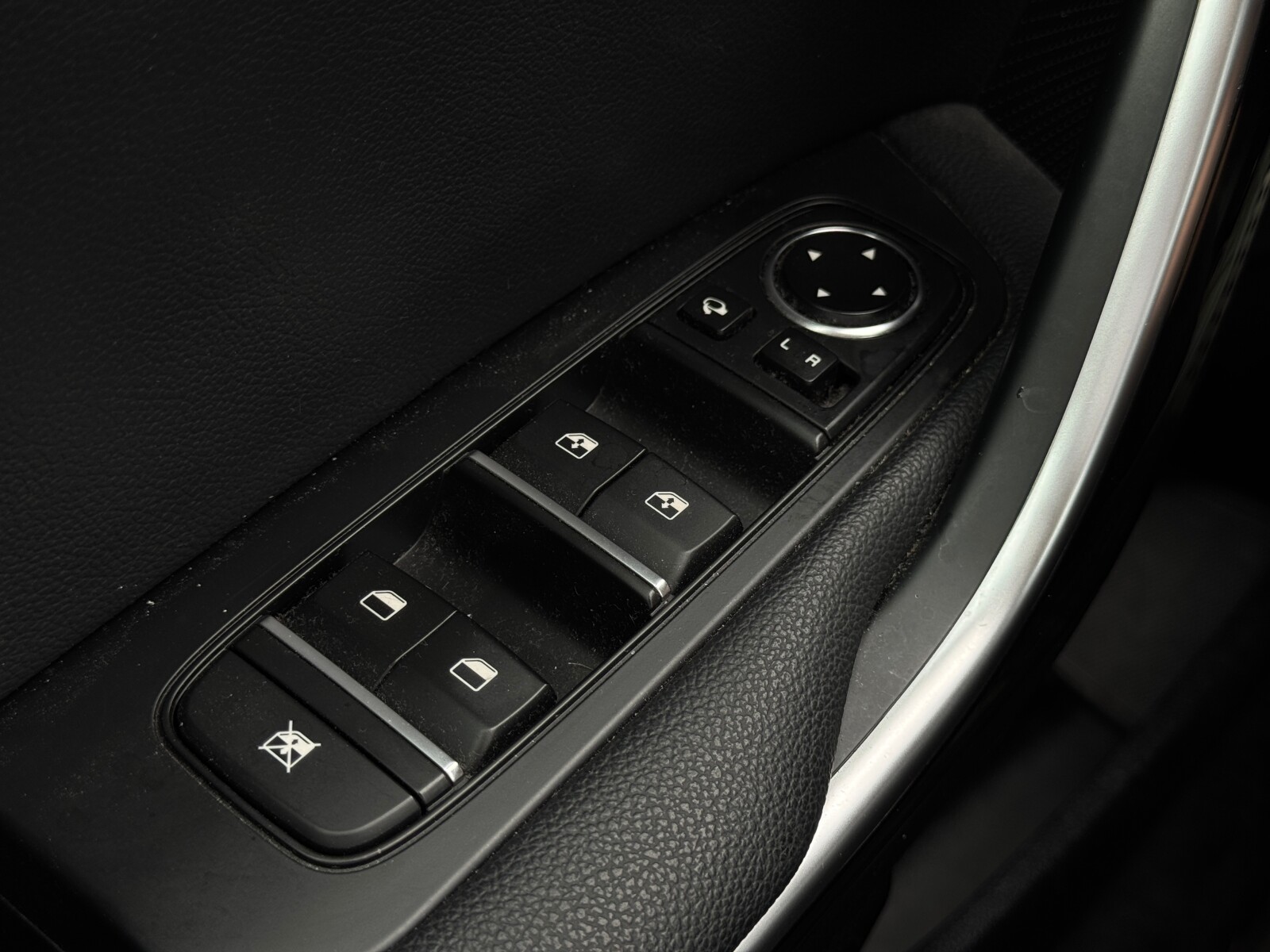 Kia Ceed - zdjęcie 29