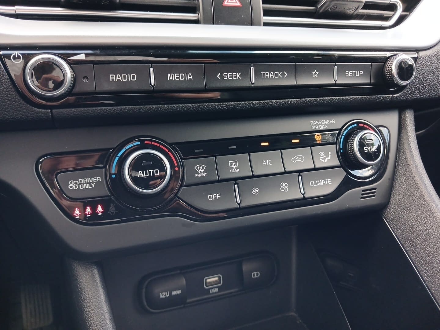 Kia Niro - zdjęcie 22
