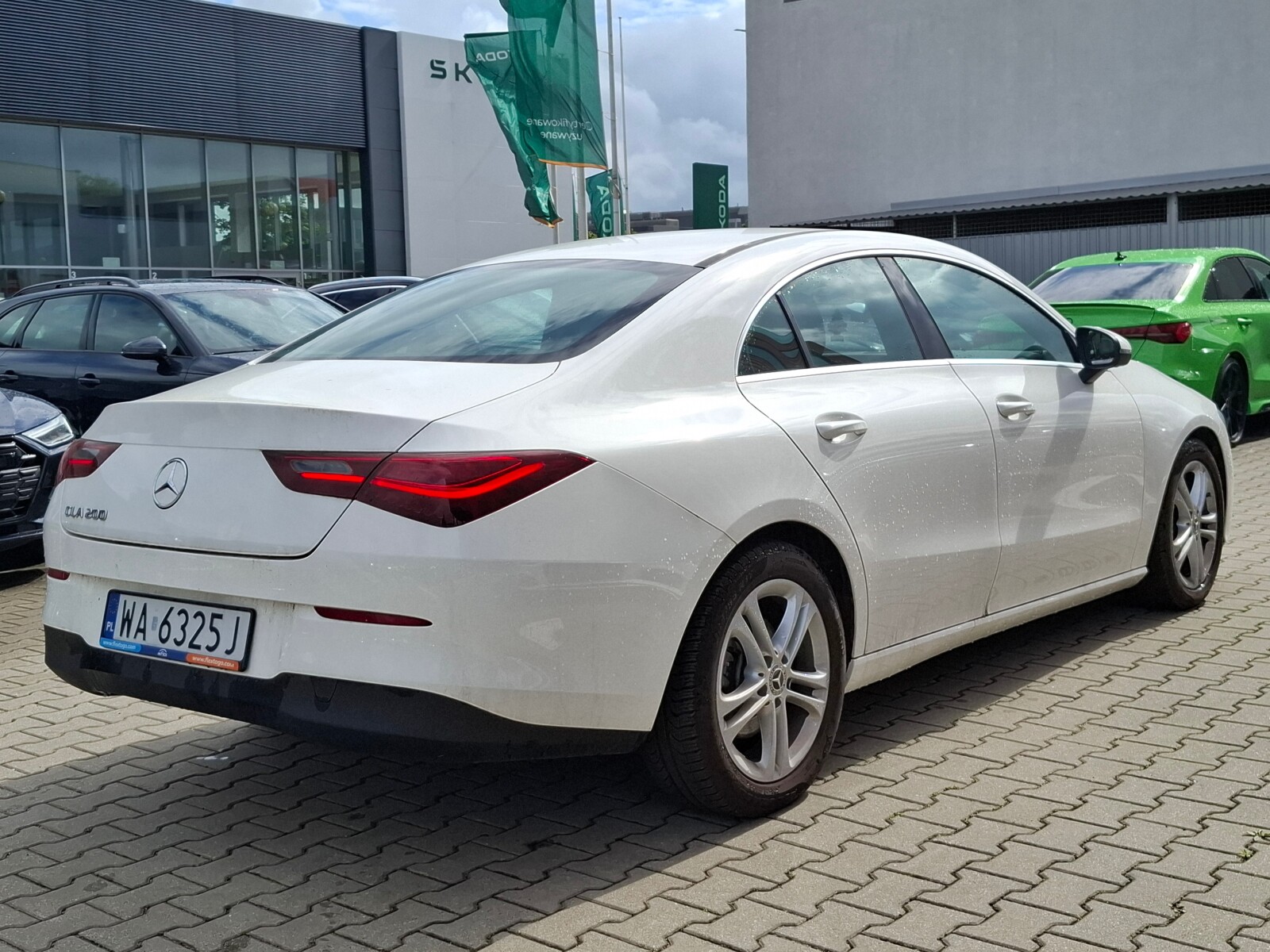 Mercedes-Benz CLA 200 - zdjęcie 3