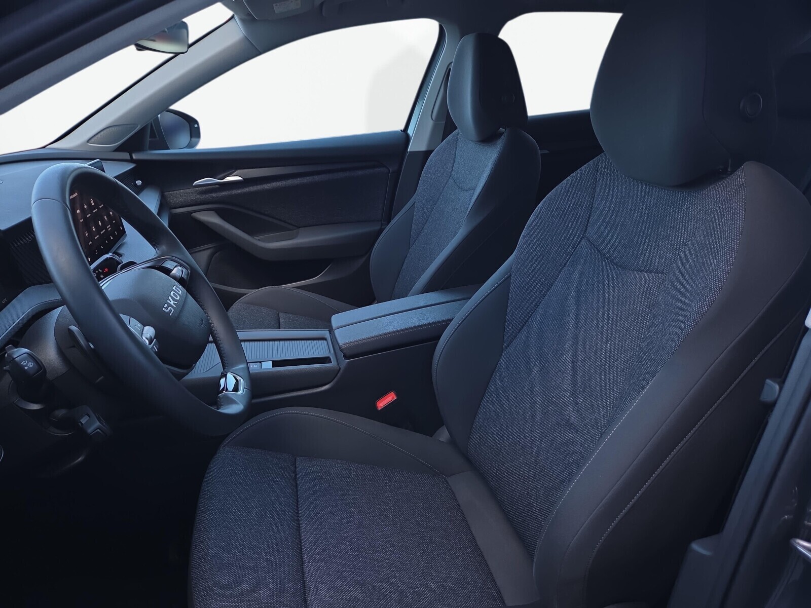 Škoda Superb - zdjęcie 12
