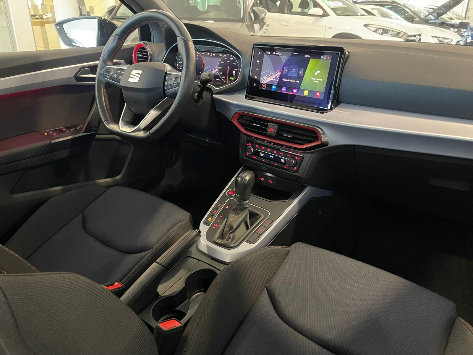 Seat Arona - zdjęcie 14