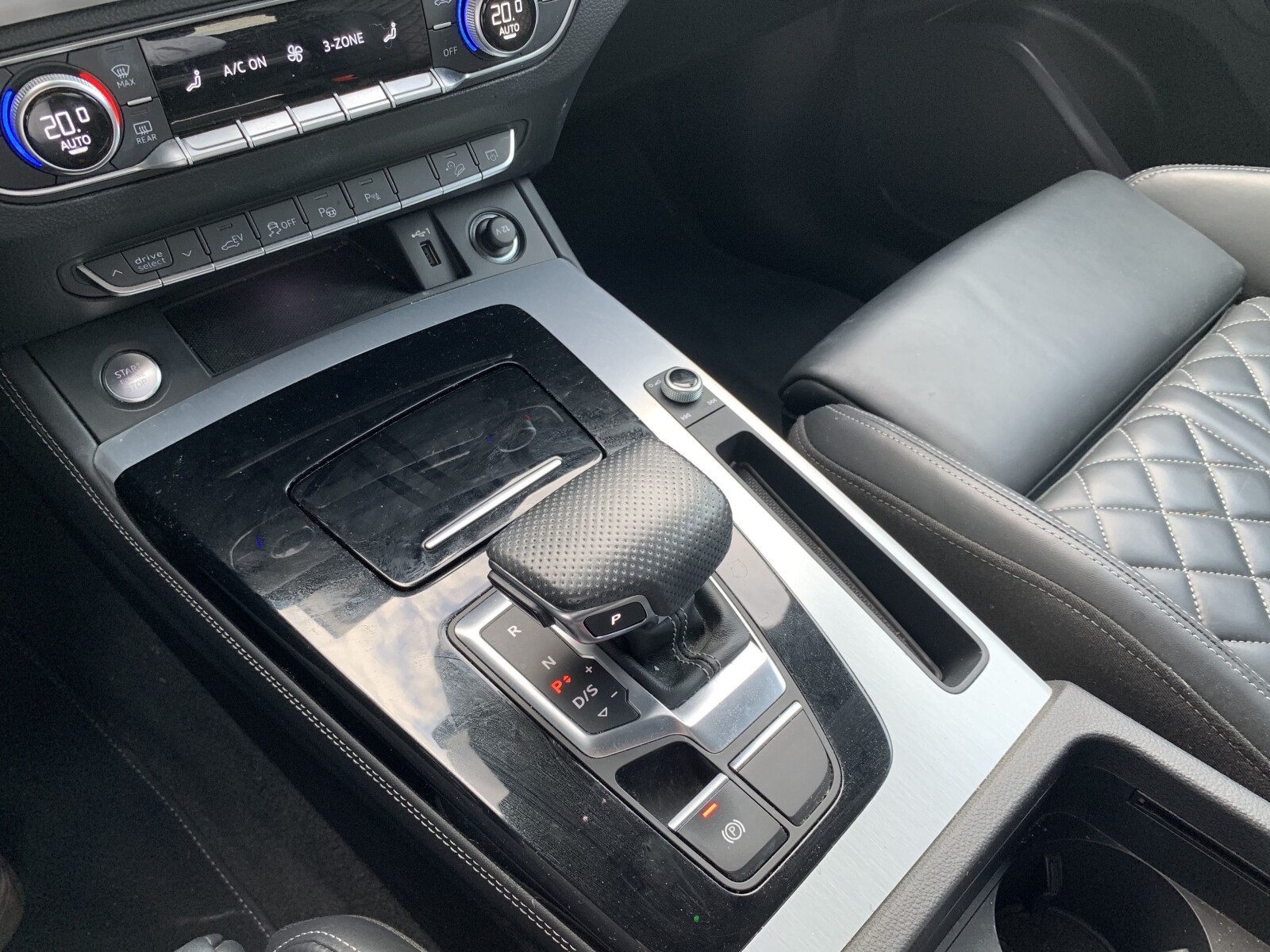 Audi Q5 - zdjęcie 18