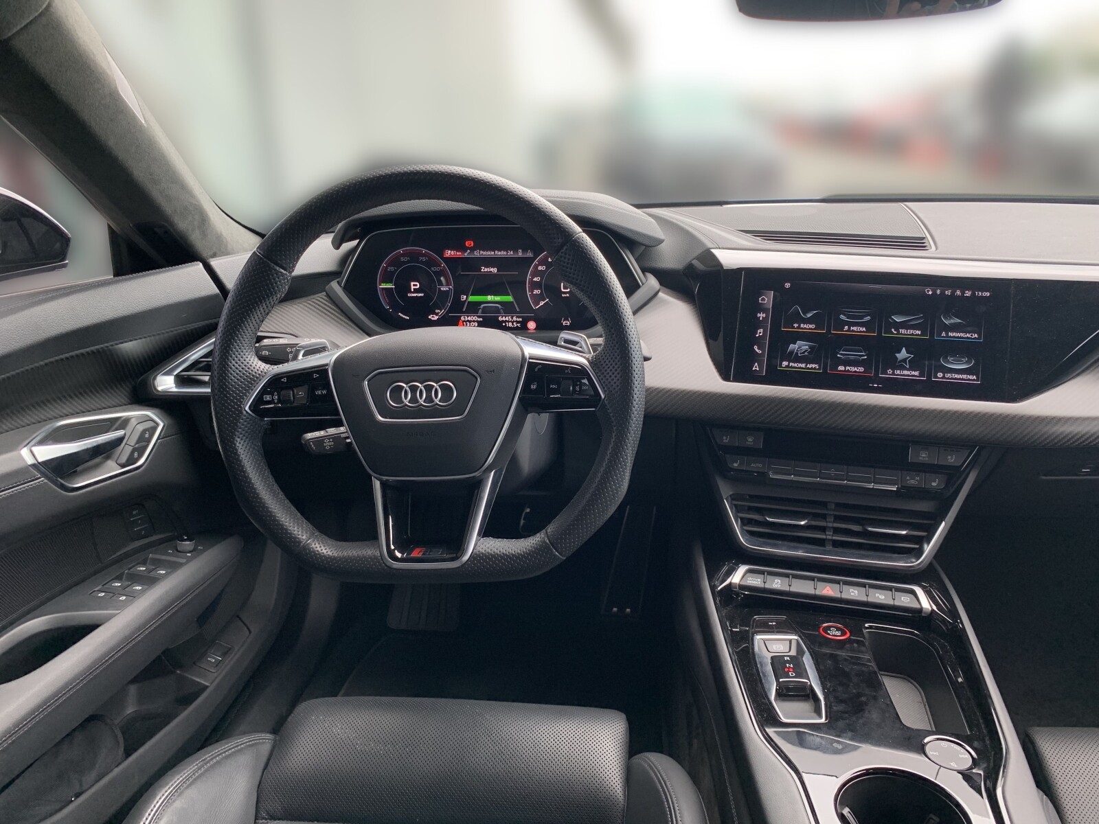 Audi RS e-tron GT - zdjęcie 17