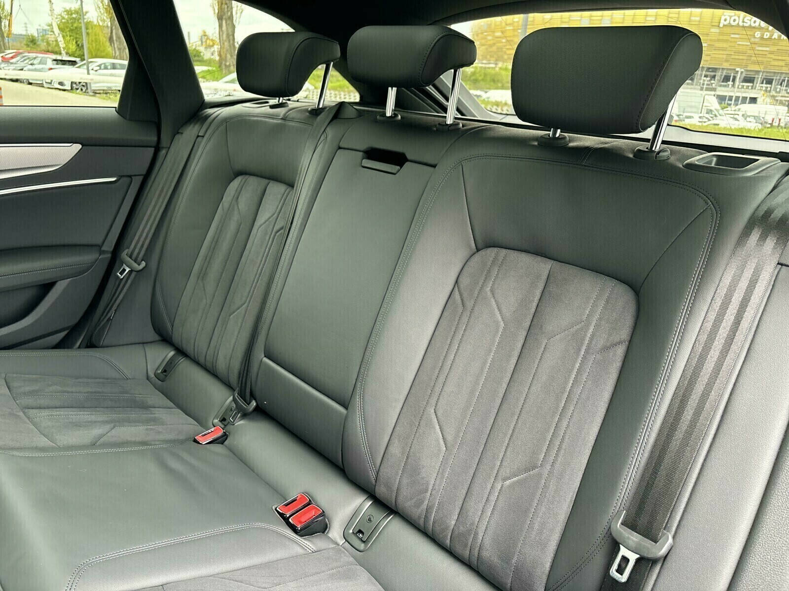 Audi A6 allroad - zdjęcie 13