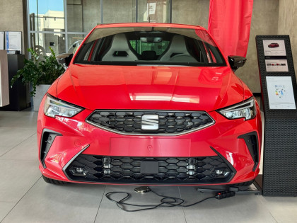 FR 1.0 TSI 115 KM 7 Standard FR, Podgrzewane Fotele, PERFORMANCE 18"