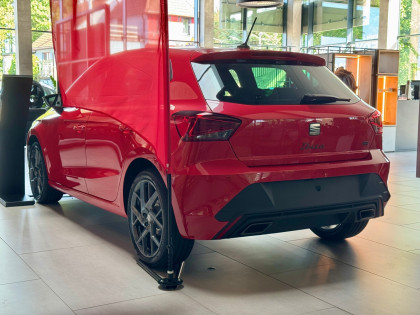 FR 1.0 TSI 115 KM 7 Standard FR, Podgrzewane Fotele, PERFORMANCE 18"
