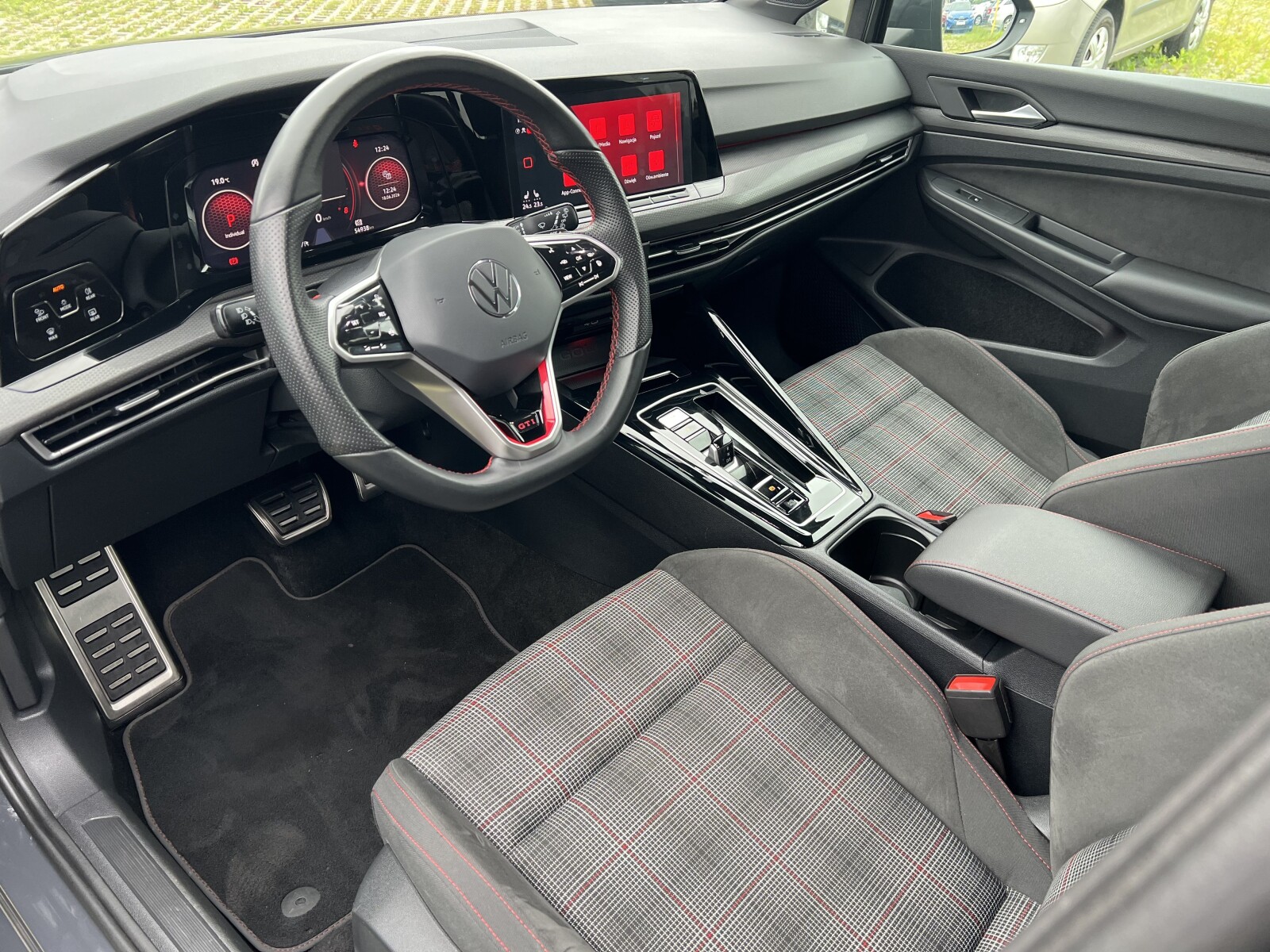 Volkswagen Golf - zdjęcie 10
