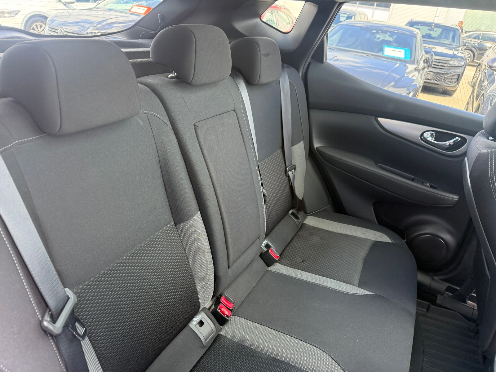 Nissan Qashqai - zdjęcie 15
