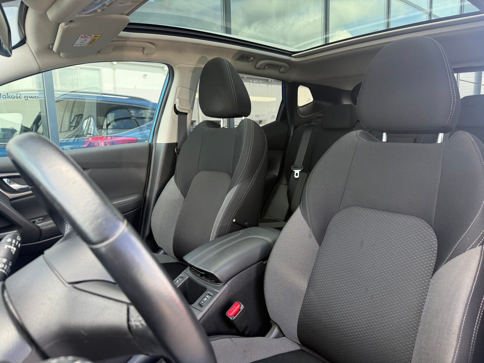 Nissan Qashqai - zdjęcie 12