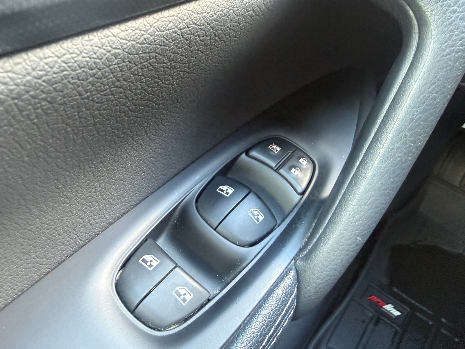 Nissan Qashqai - zdjęcie 20