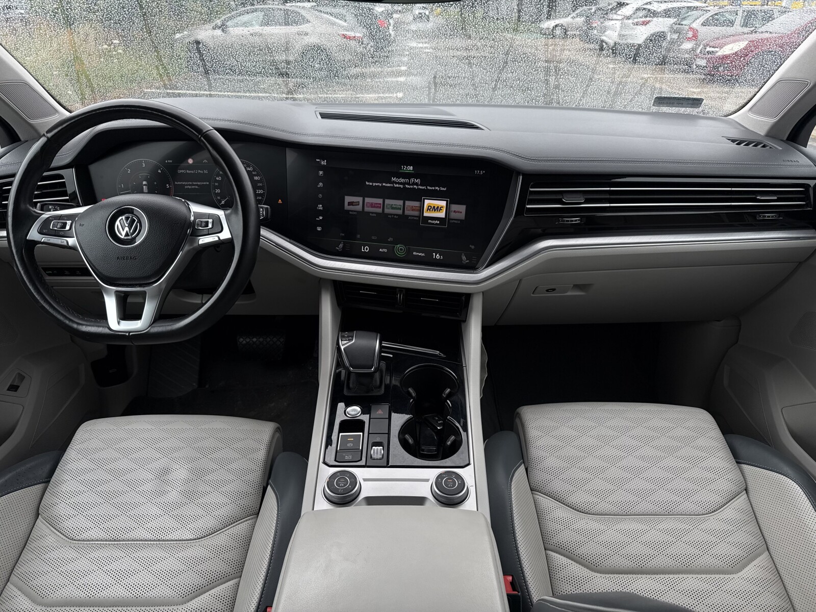 Volkswagen Touareg - zdjęcie 9