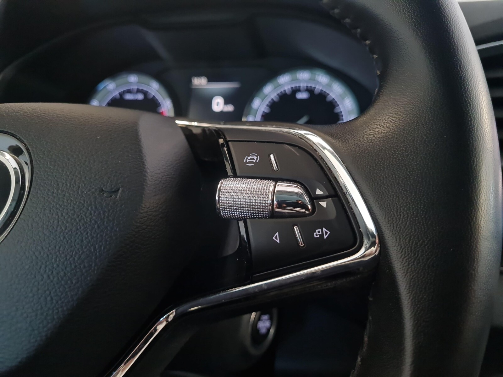 Škoda Karoq - zdjęcie 11