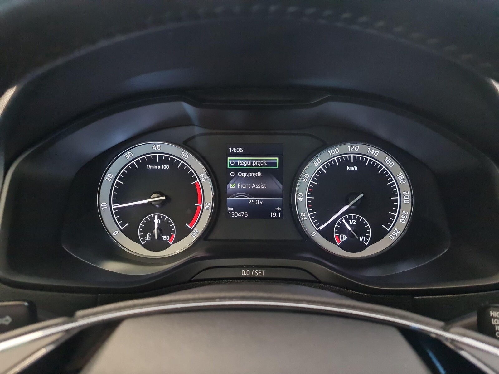 Škoda Karoq - zdjęcie 14