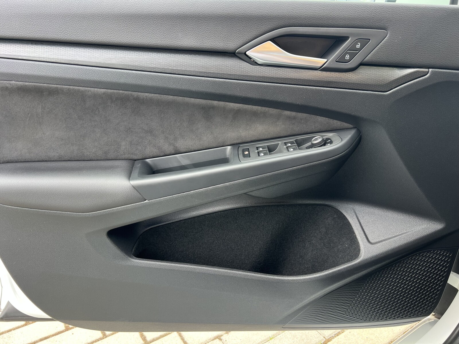 Volkswagen Golf - zdjęcie 9