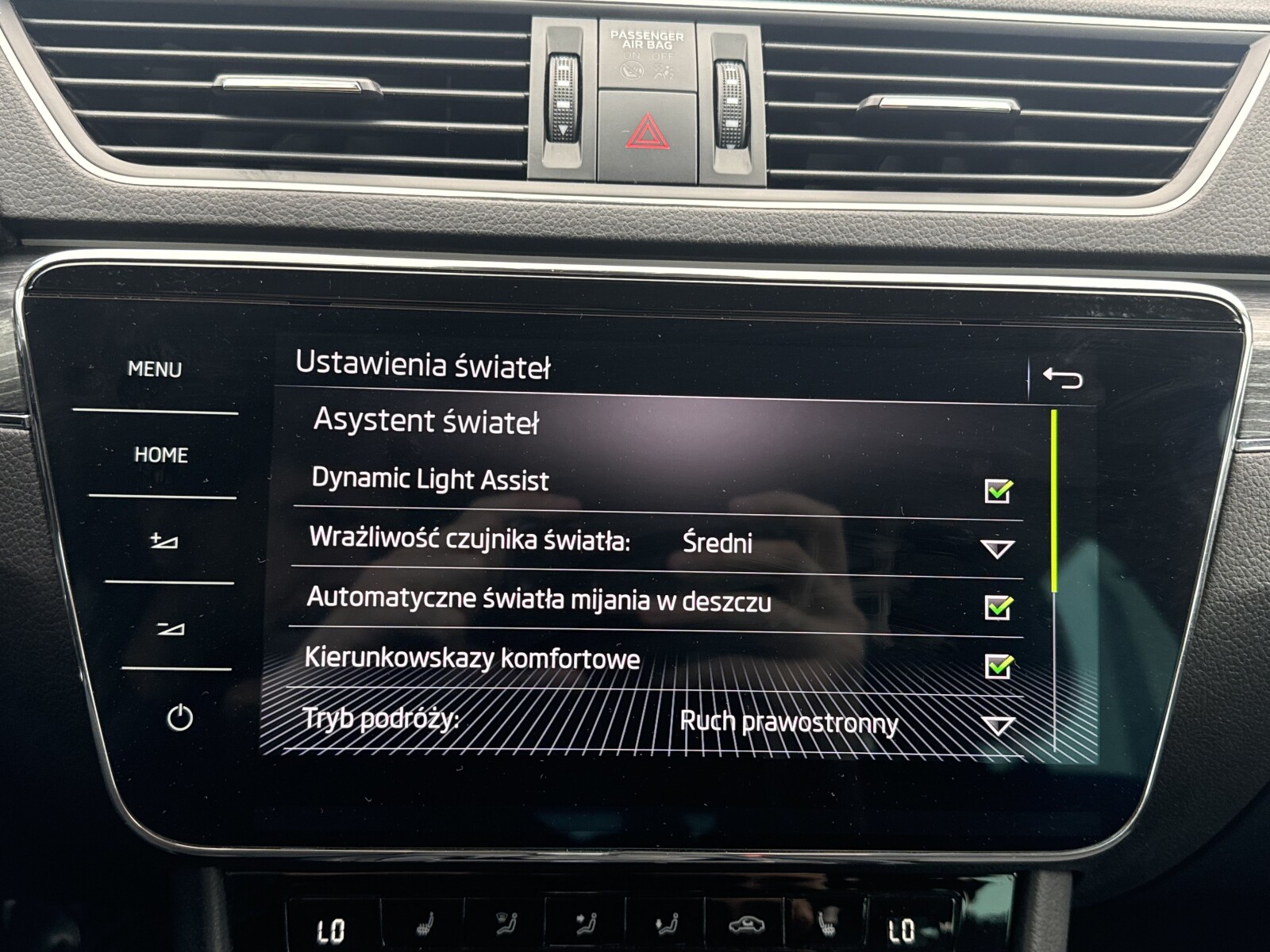 Škoda Superb - zdjęcie 29