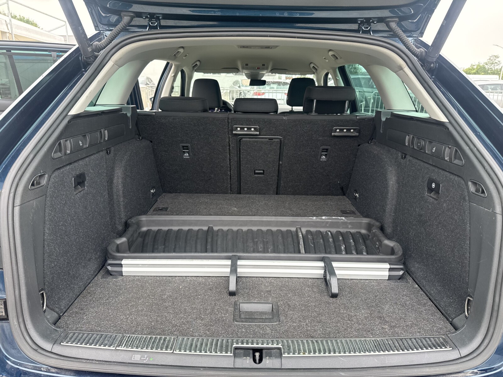 Škoda Superb - zdjęcie 17