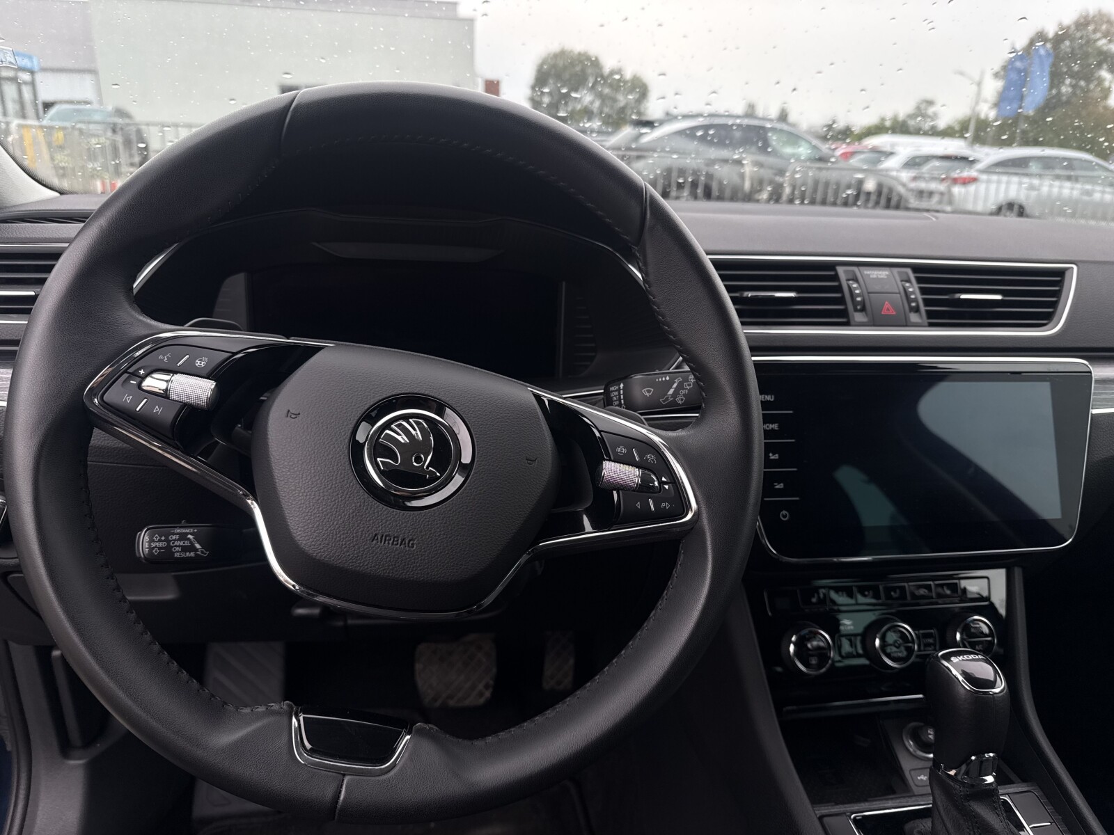 Škoda Superb - zdjęcie 13