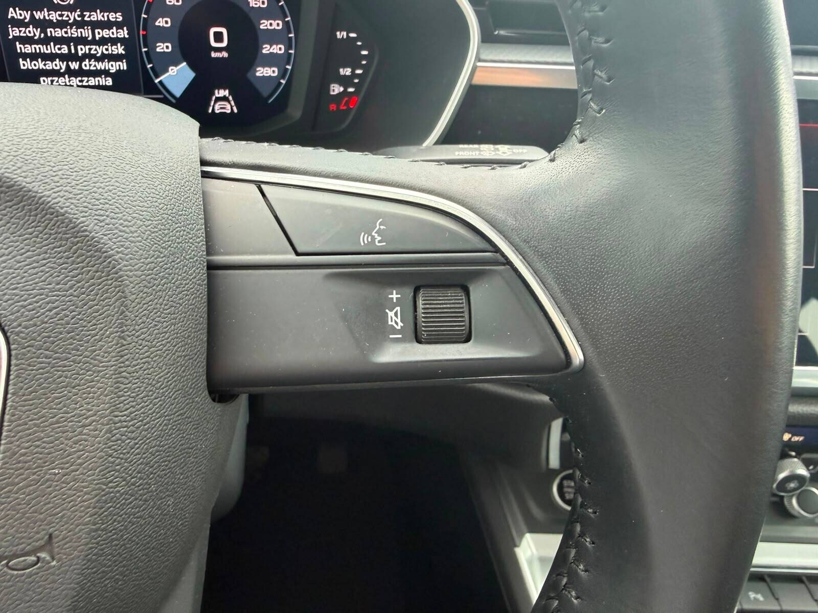 Audi Q3 - zdjęcie 22