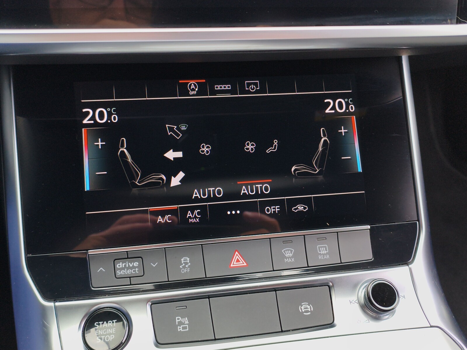 Audi A6 Avant - zdjęcie 19