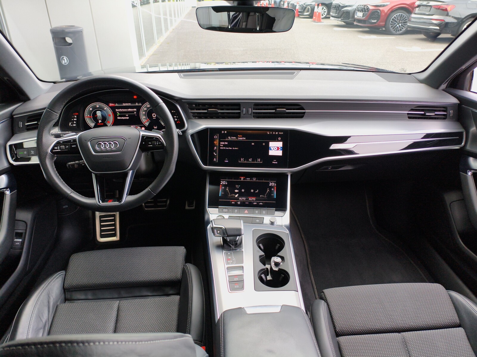 Audi A6 Avant - zdjęcie 15