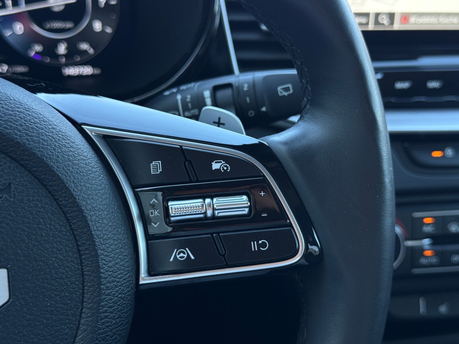 Kia Ceed - zdjęcie 8