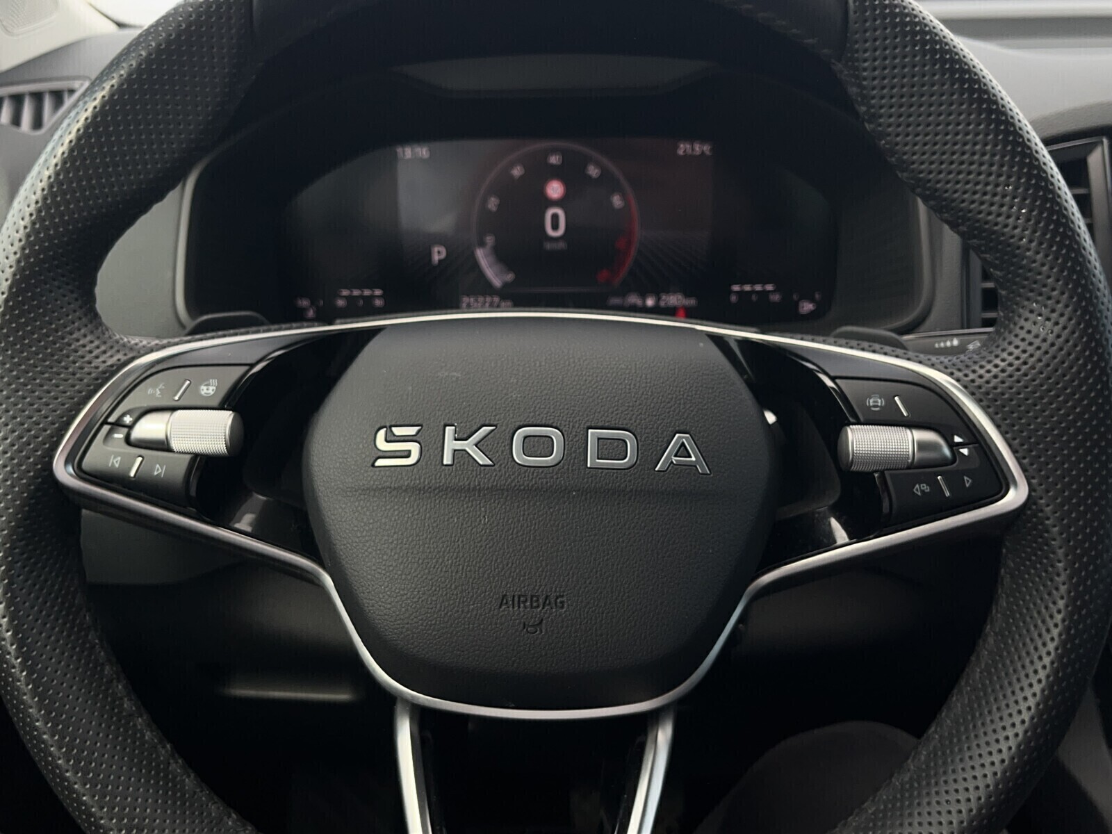 Škoda Karoq - zdjęcie 15