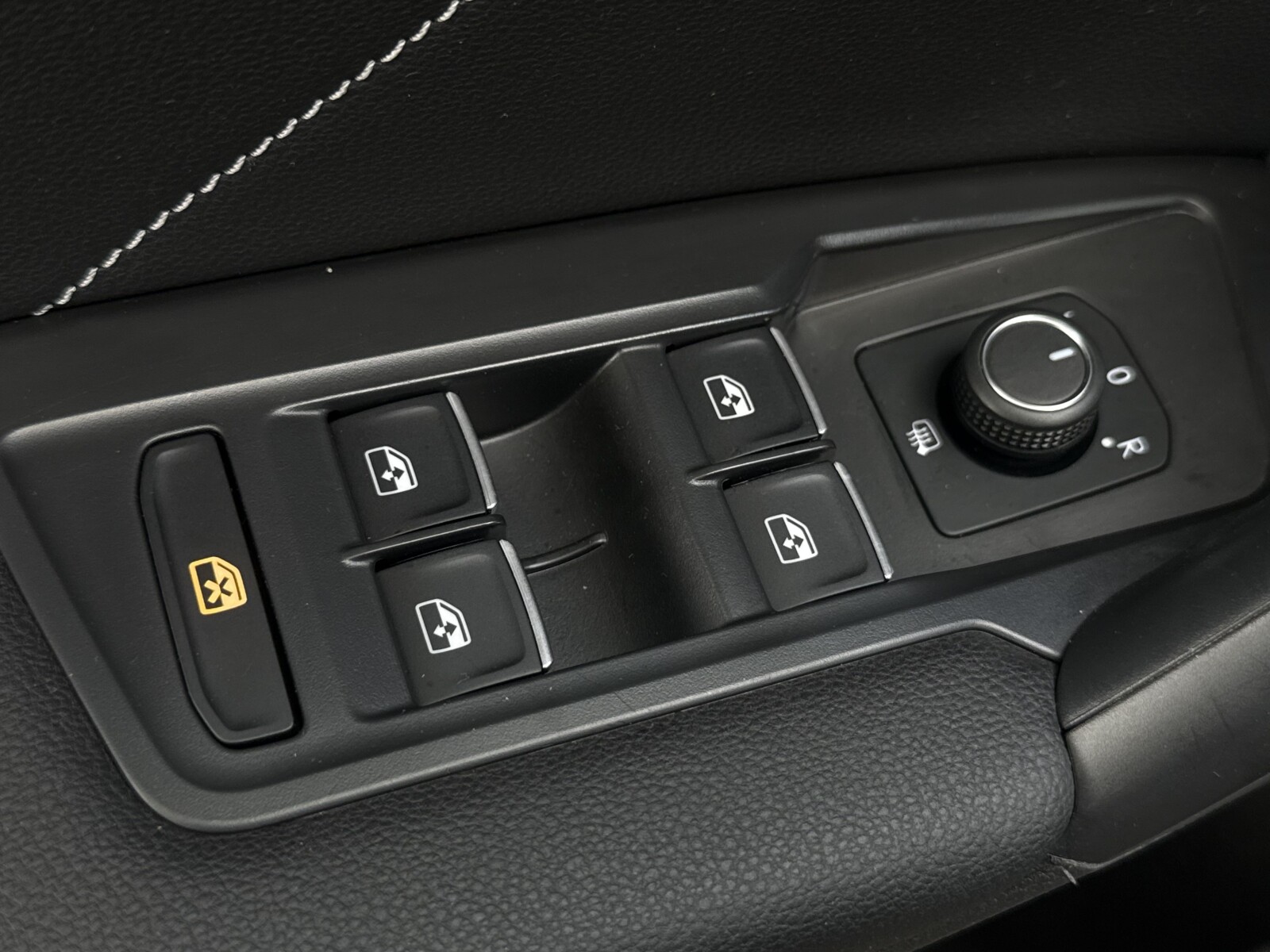 Volkswagen Tiguan Allspace - zdjęcie 22