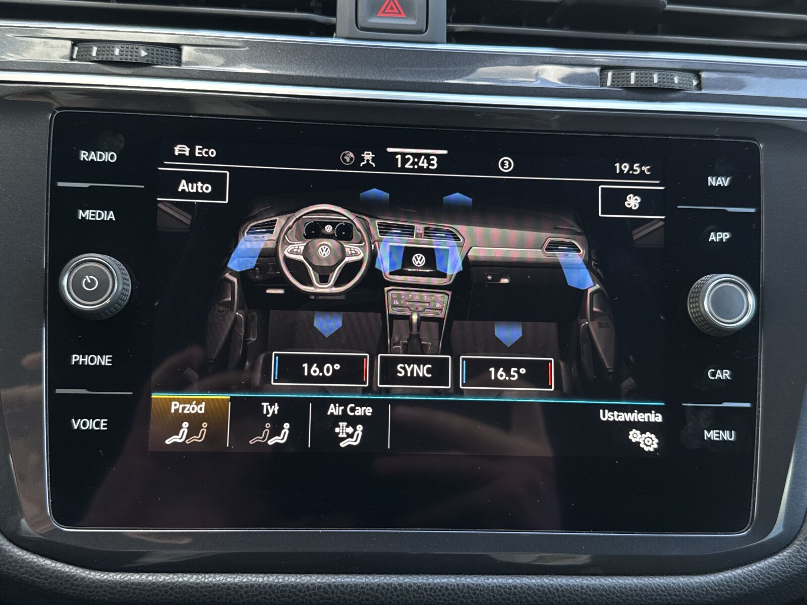 Volkswagen Tiguan Allspace - zdjęcie 26