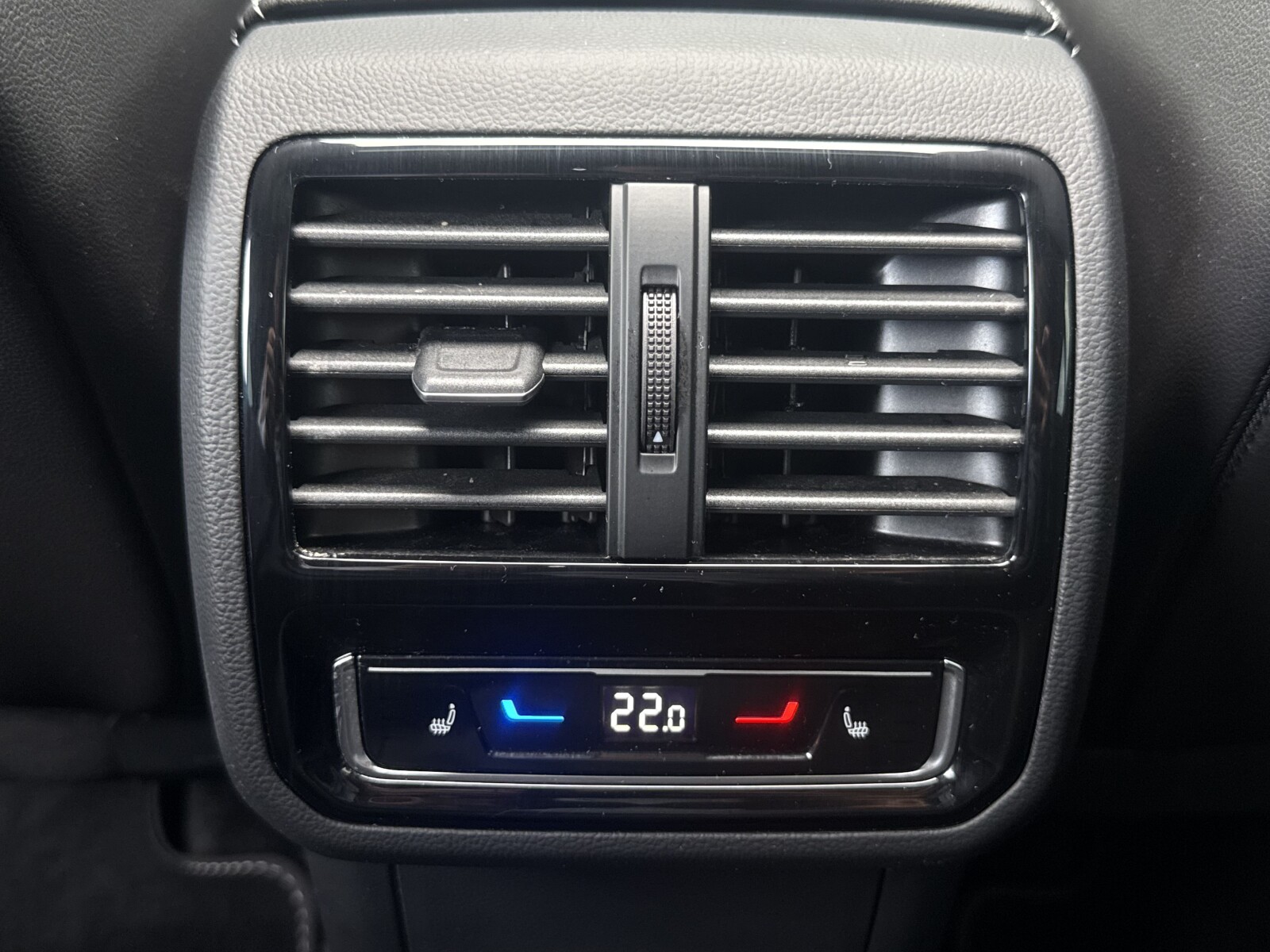 Volkswagen Arteon Shooting Brake - zdjęcie 32
