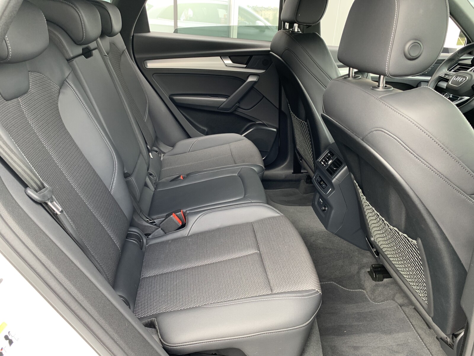 Audi Q5 - zdjęcie 11
