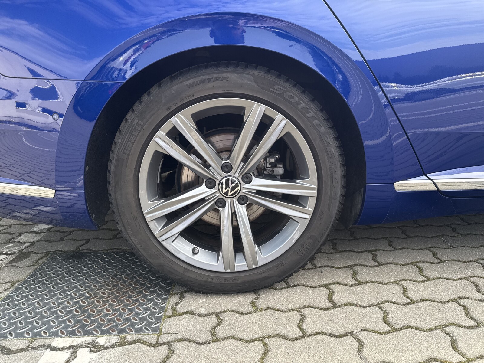 Volkswagen Arteon - zdjęcie 31