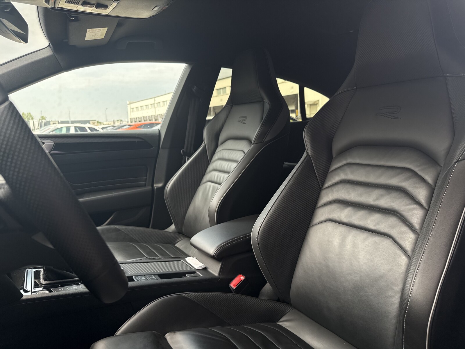 Volkswagen Arteon - zdjęcie 12