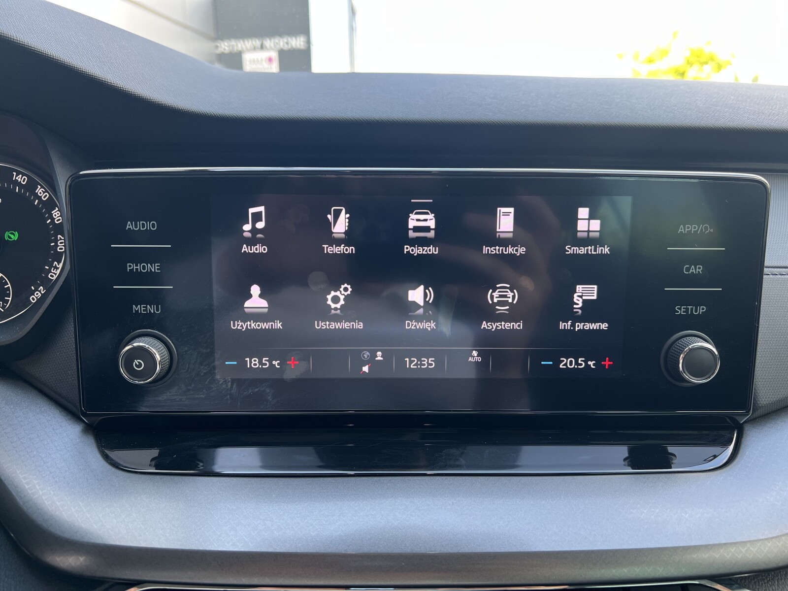 Škoda Octavia Combi - zdjęcie 13