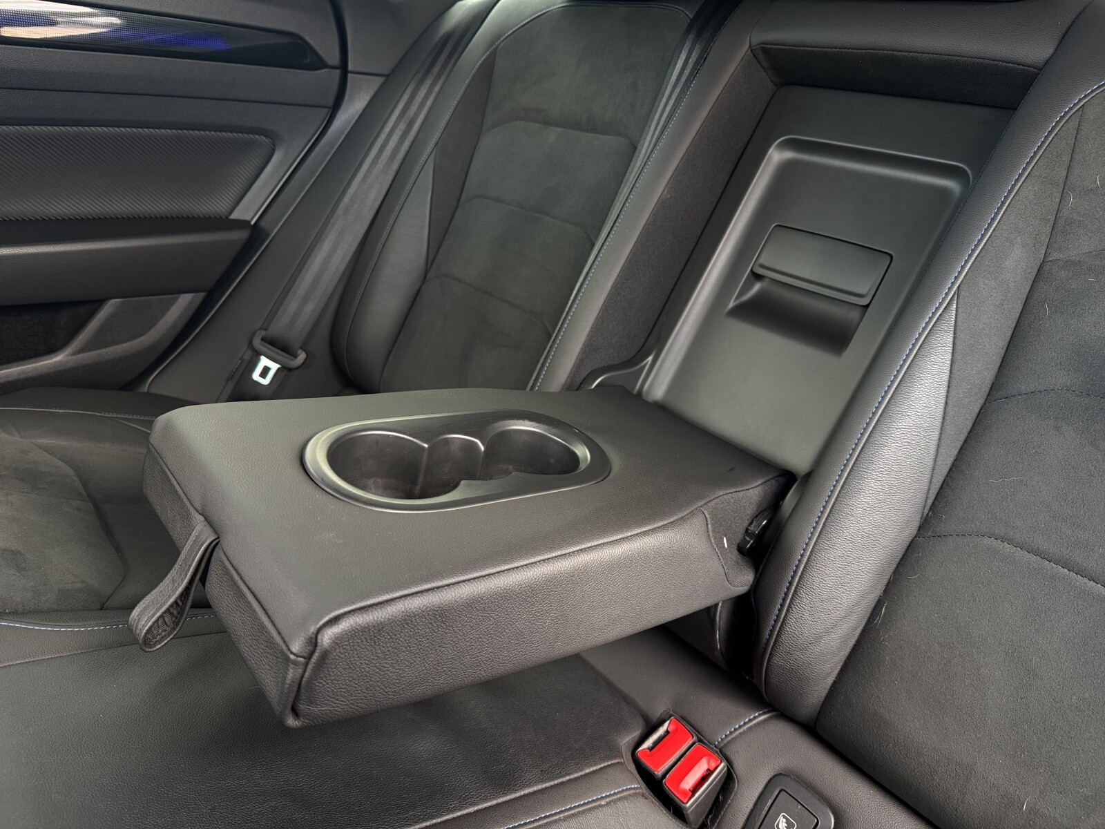 Volkswagen Arteon Shooting Brake - zdjęcie 30