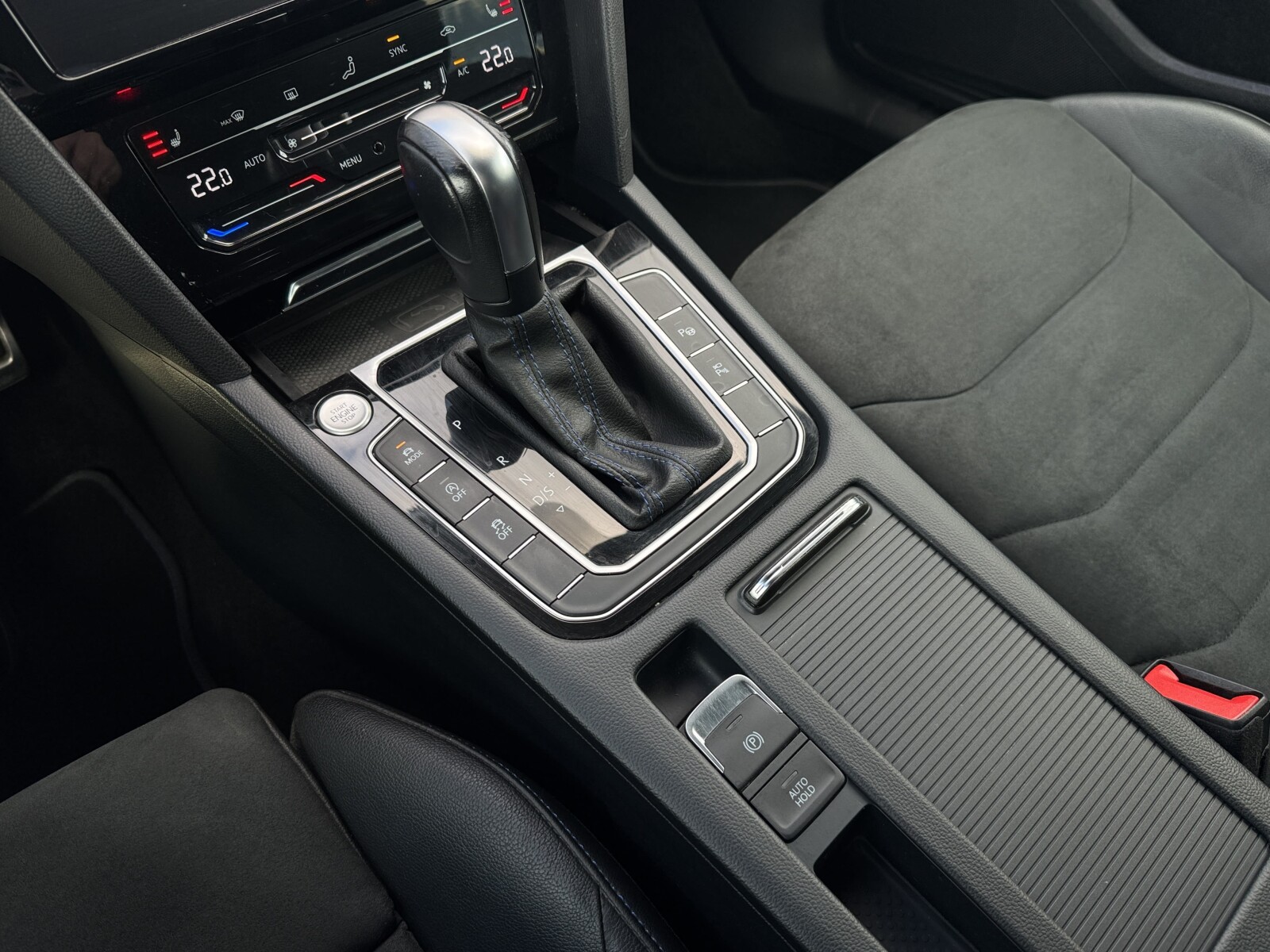 Volkswagen Arteon Shooting Brake - zdjęcie 25