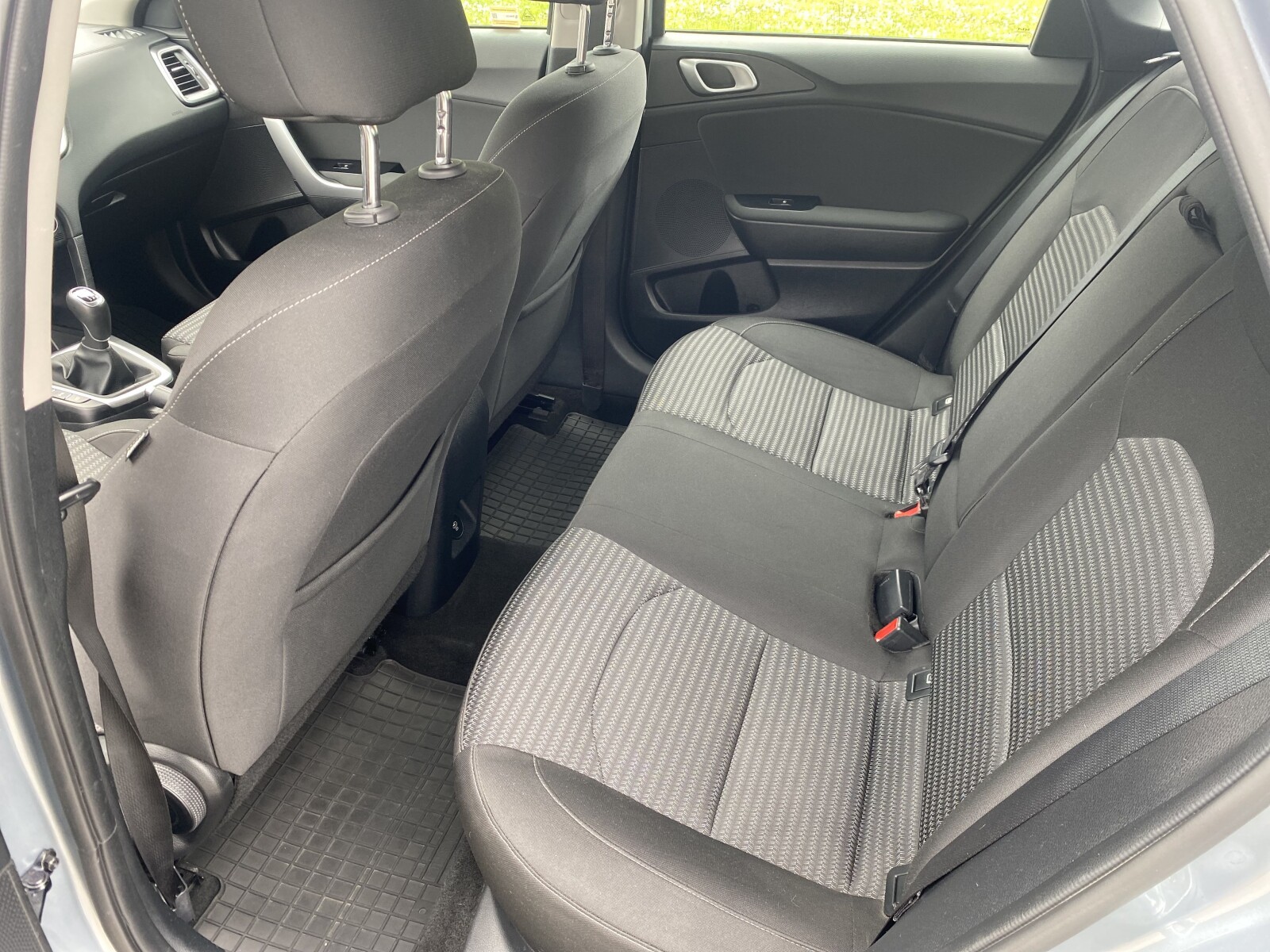 Kia Ceed - zdjęcie 10