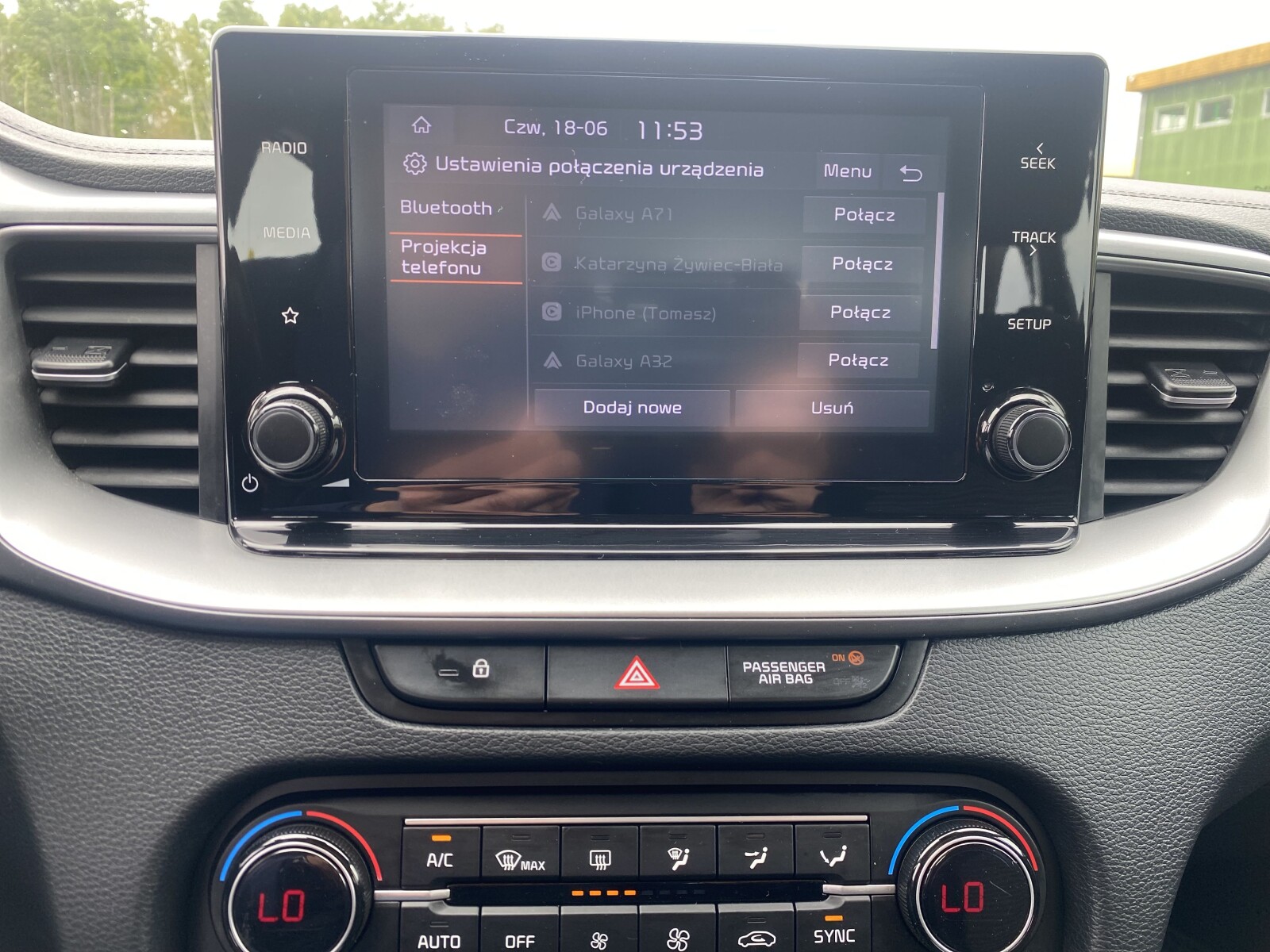 Kia Ceed - zdjęcie 25