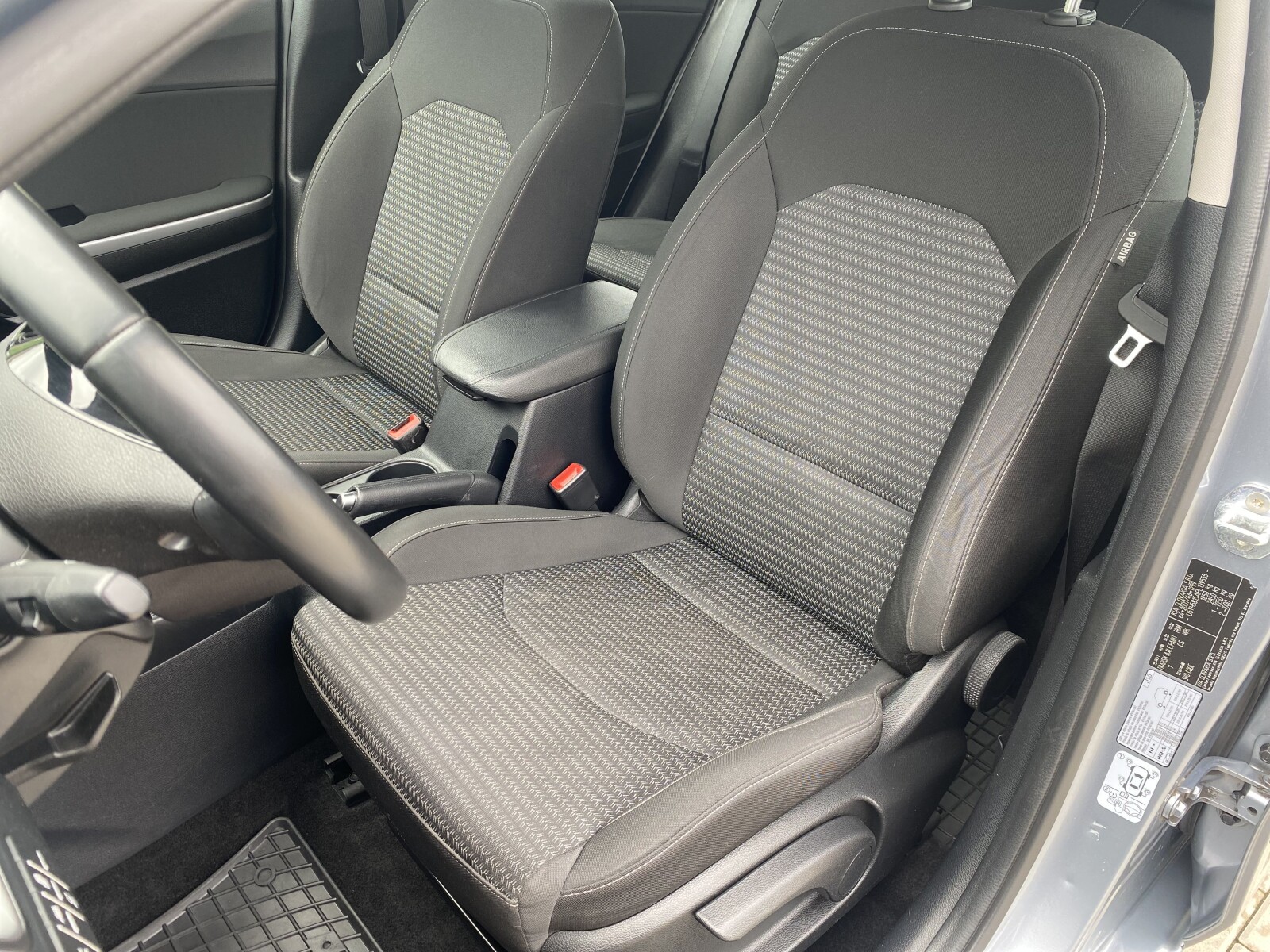 Kia Ceed - zdjęcie 9