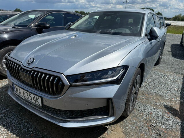 Škoda Superb Combi - zdjęcie 1